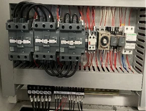 Main electrics are siemens or schneider