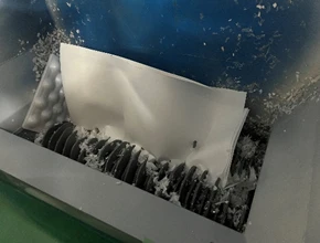 Two roller for pre-crushing