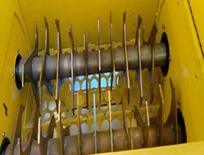 Crusher blades