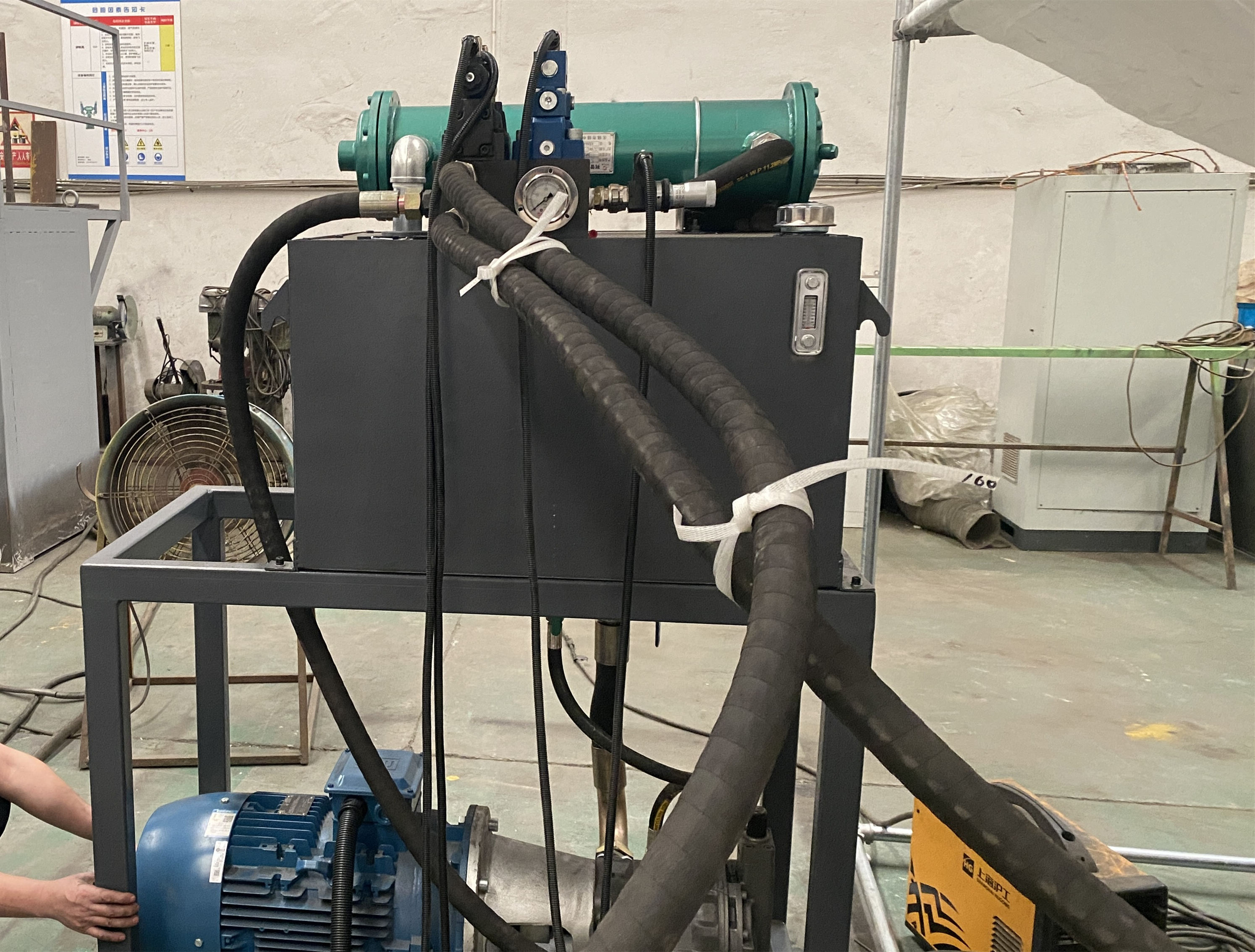 Oil pump