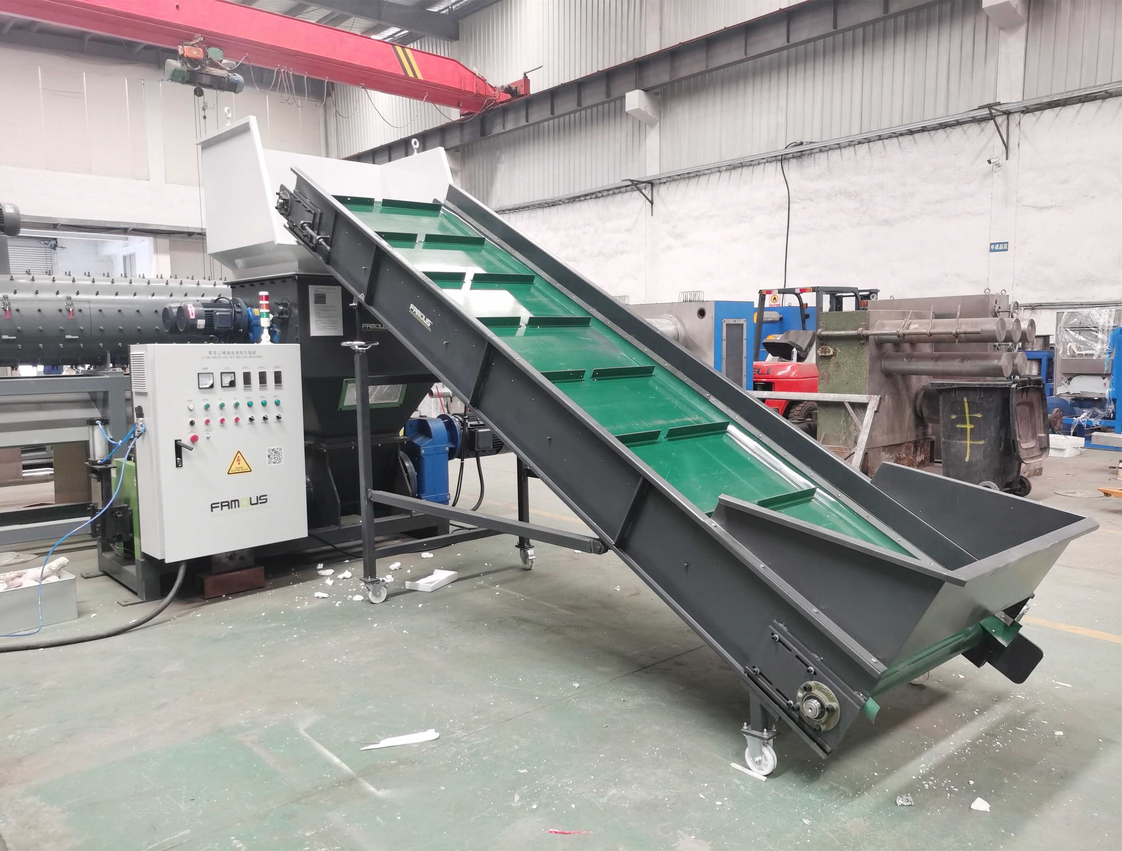 EPS Melting Machine and Belt Conveyor