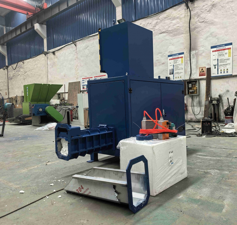 Small EPS Foam Compactor