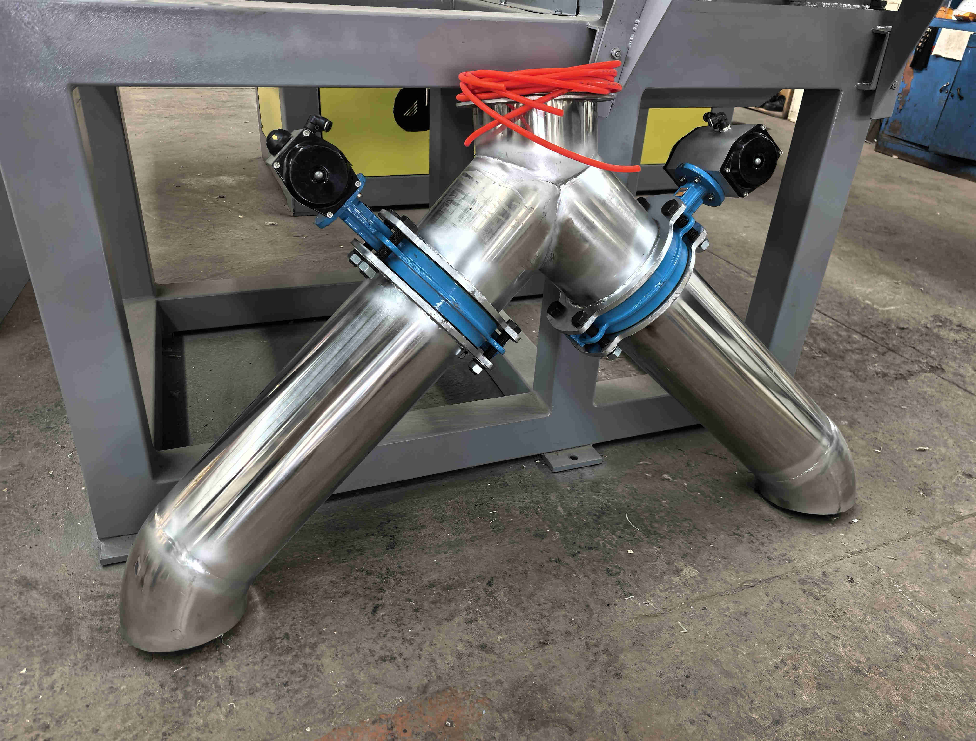 pneumatic valve for material discharging from silo